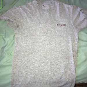 Columbia t shirt